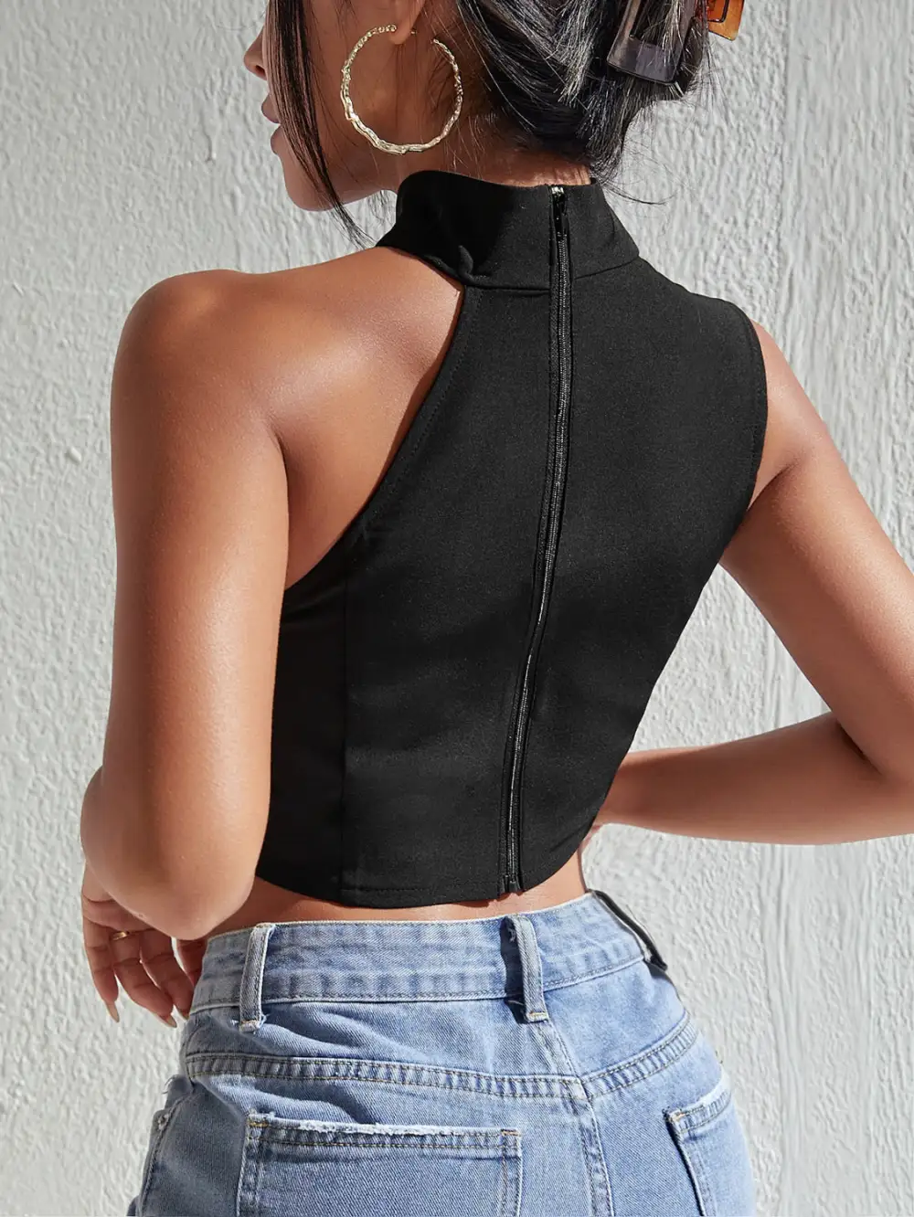 Mock Neck Chain Detail Tank Top
