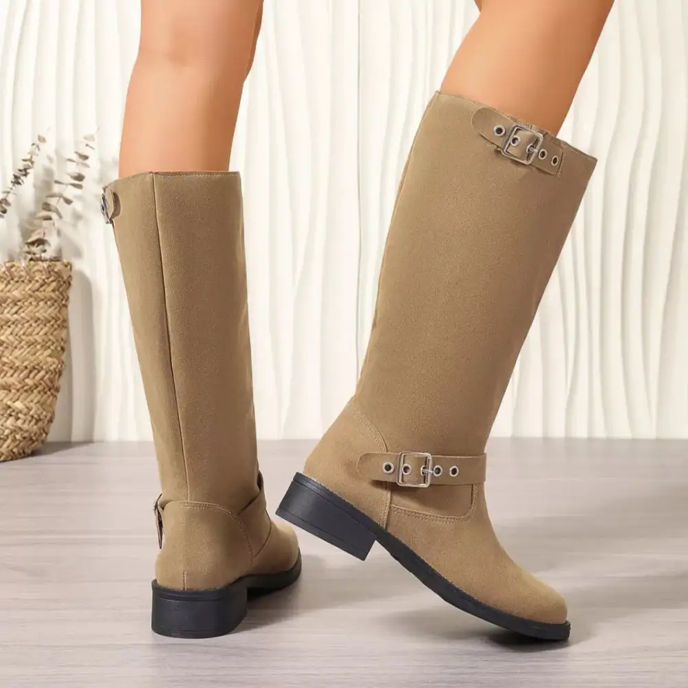 Everyday Round Toe Block Heels Boots