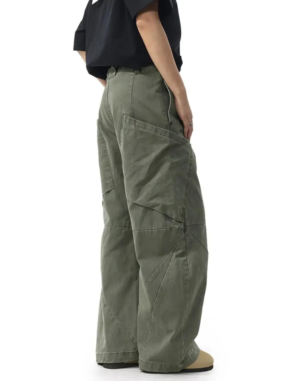 Pocketed Wide Leg Cargo Pants