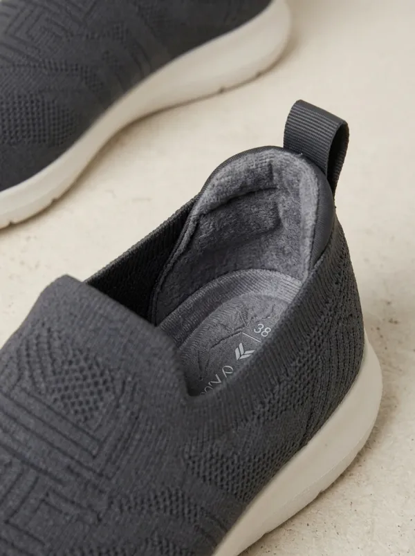 Signature Geometric Minimalist Style Men's Stretch Canvas Shoes