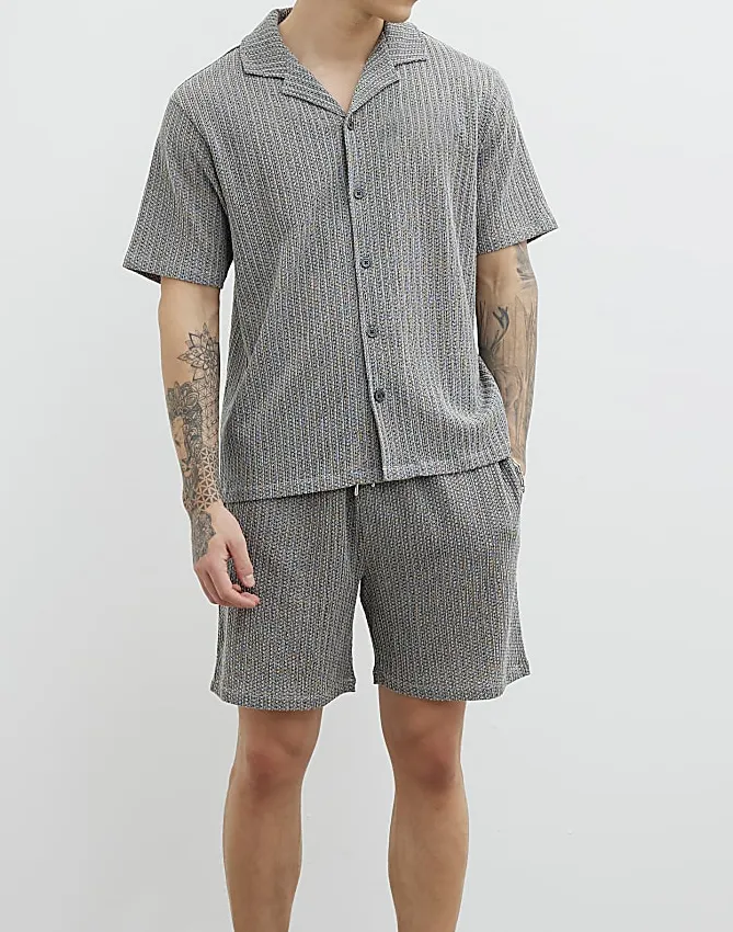 Men's Grey Regular Fit Short Sleeve Shirt with Pleated Embroidery