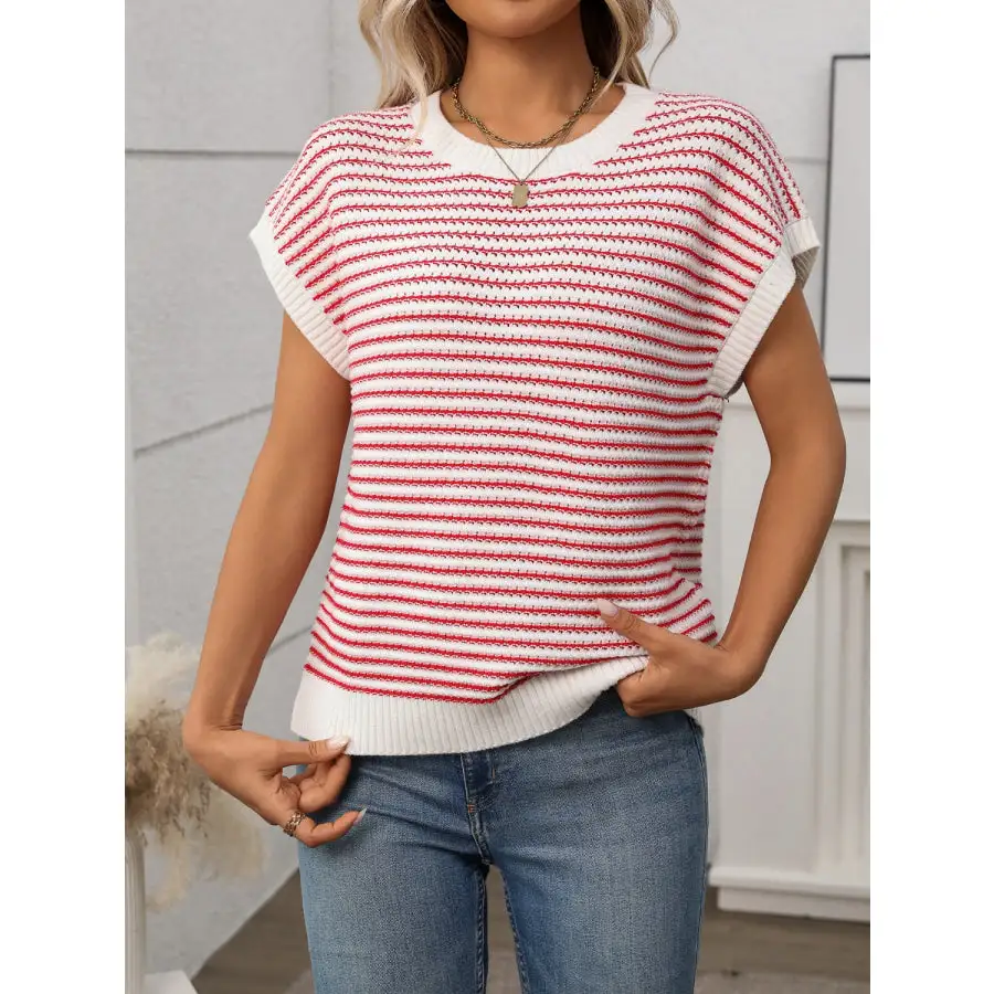 Round Neck Short Sleeve Knit Top