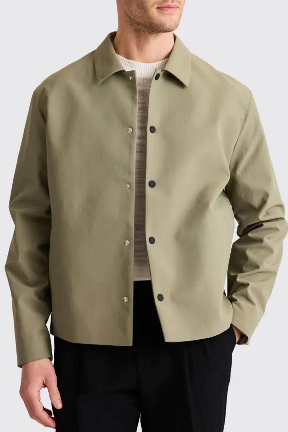 Stylish And Minimalist Men's Khaki Nylon Jacket