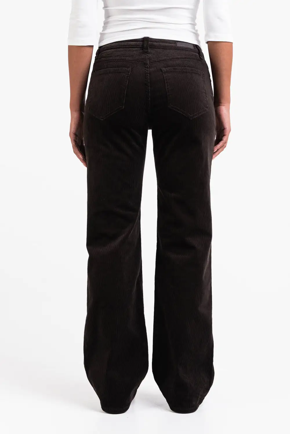 Easy Style Mid Rise Straight Leg Jeans