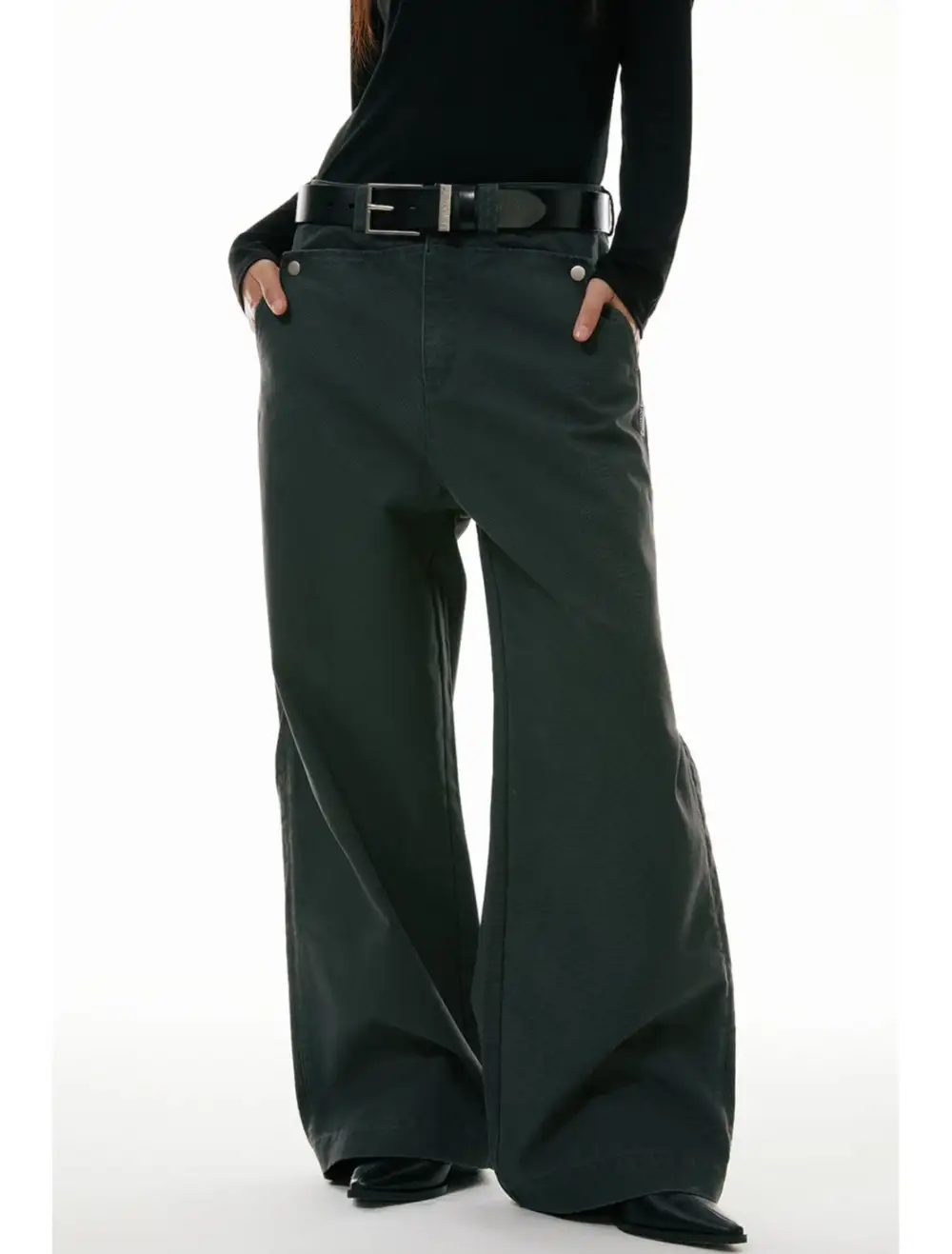 Wide-Leg Workwear Jeans