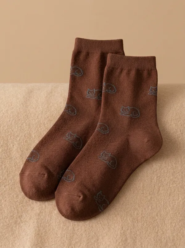 Relaxed Cat-Motif Casual Socks