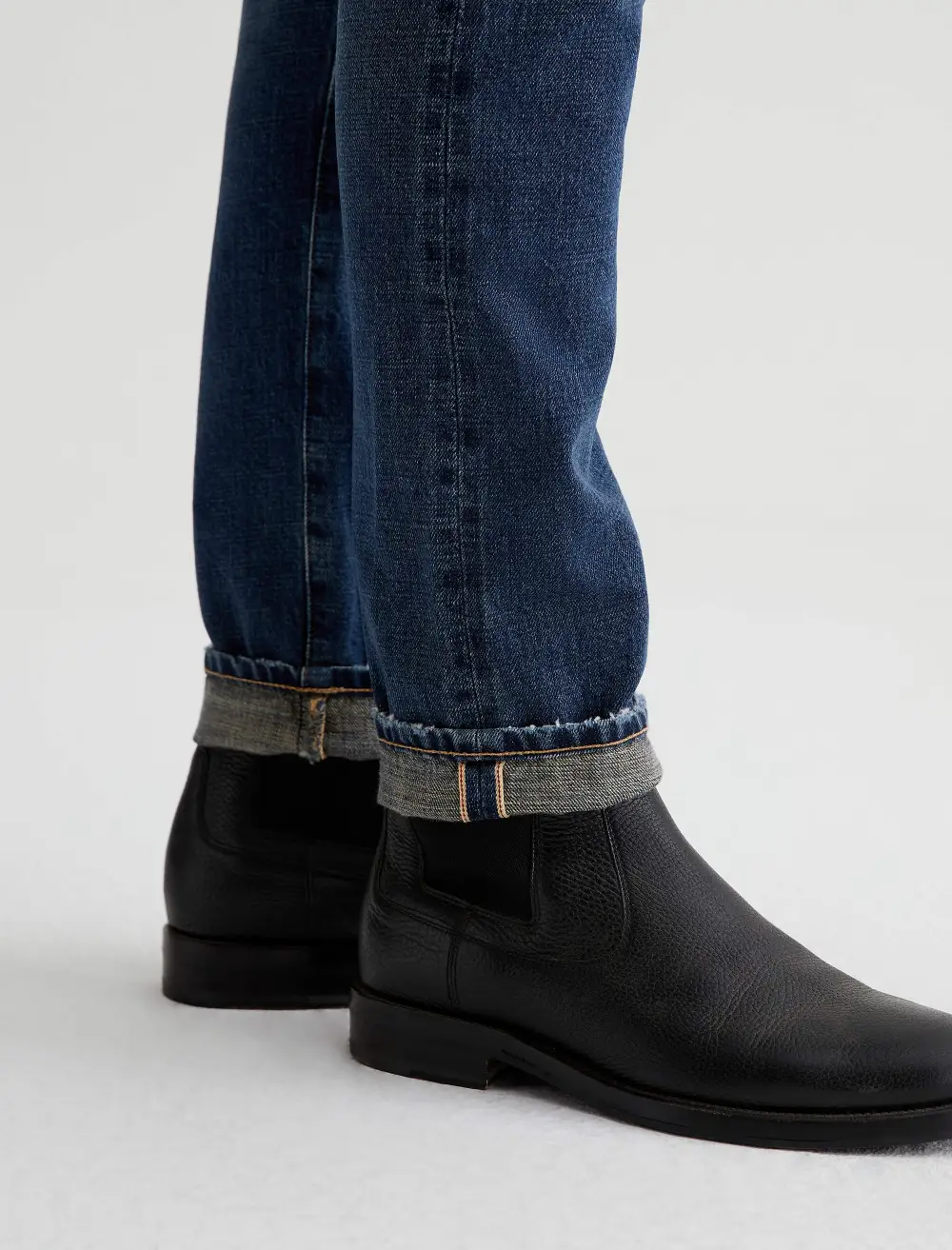 Men's Tailored Slim Mid Rise Stretch Jeans