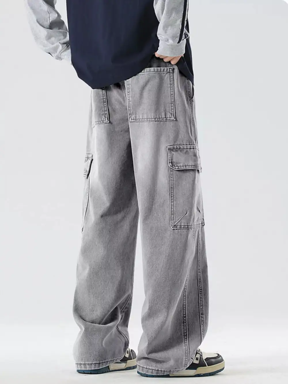 Wide Leg Cargo Jeans