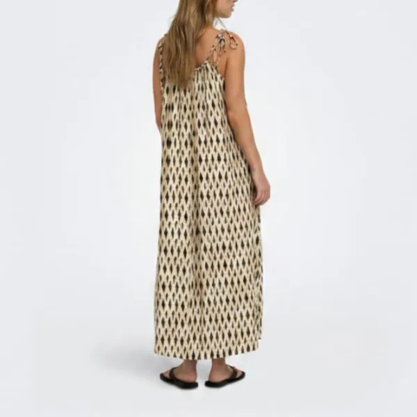 Relaxed Classic Women's Maxi Dress