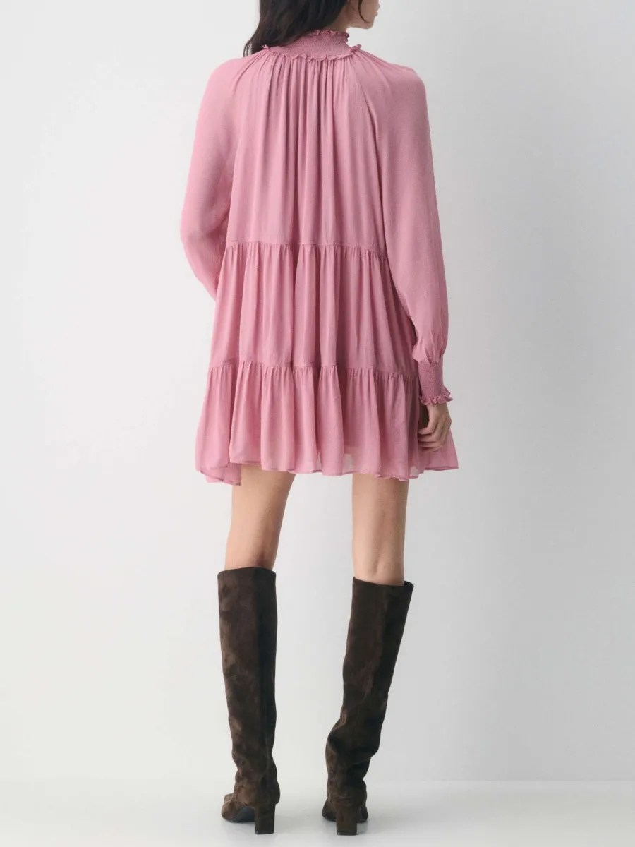 Elegant Tiered Long Sleeve Dress