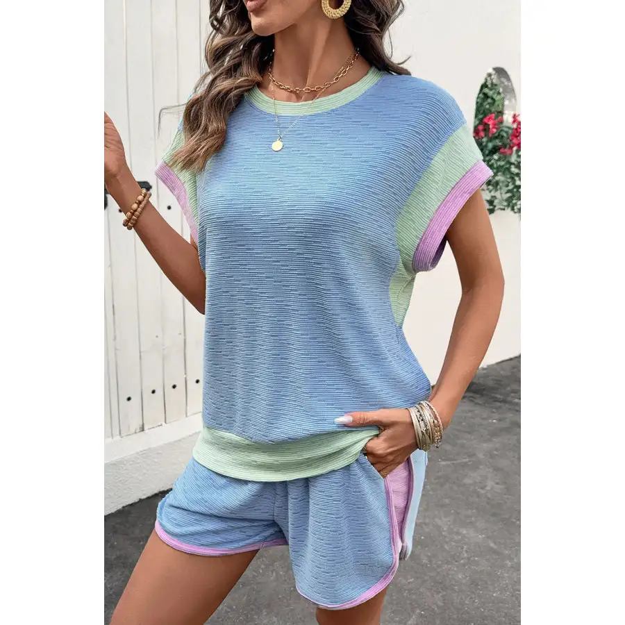 Contrast Round Neck Top and Shorts Set