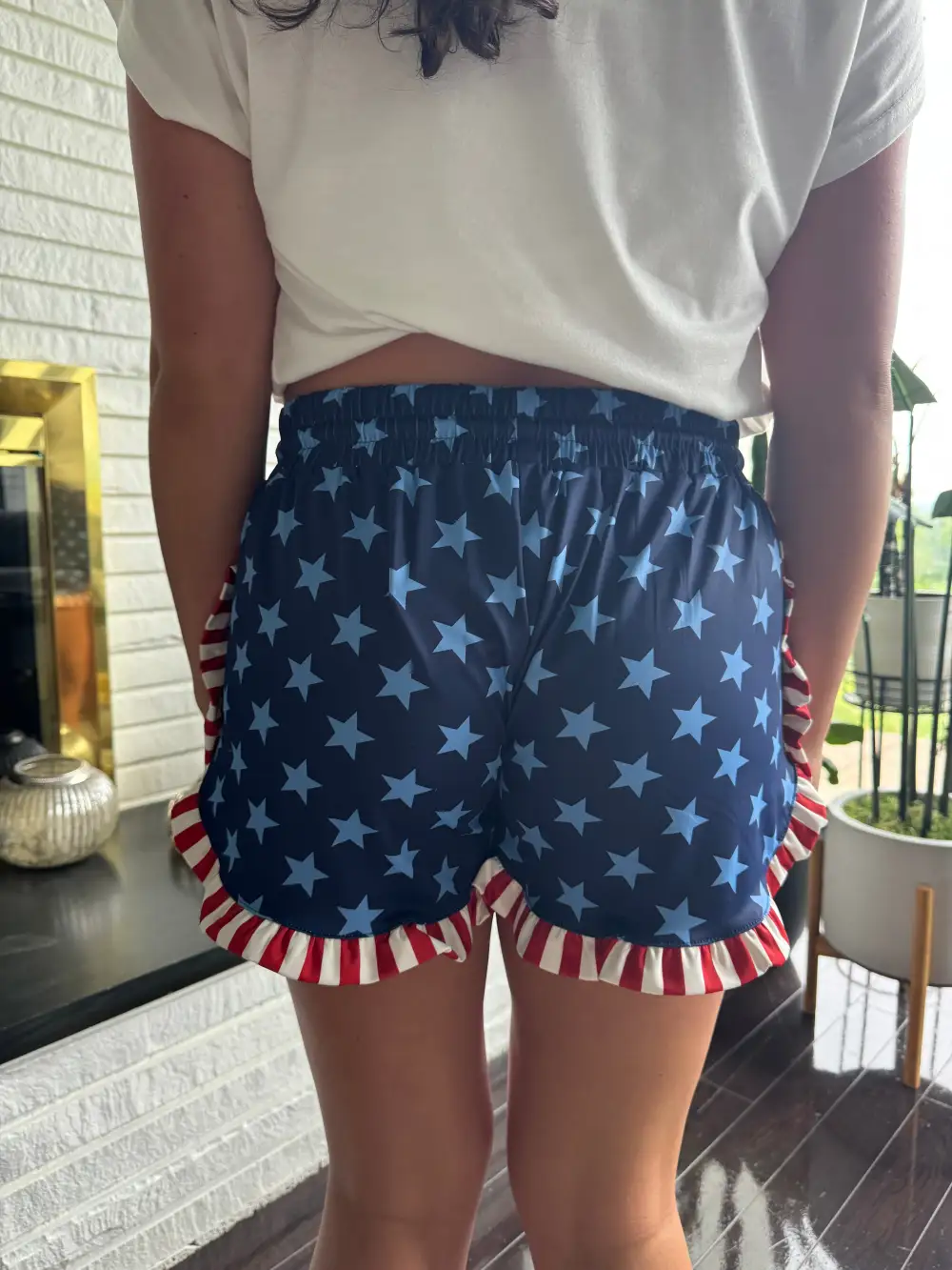 Clean Line Sequin Star Print Shorts