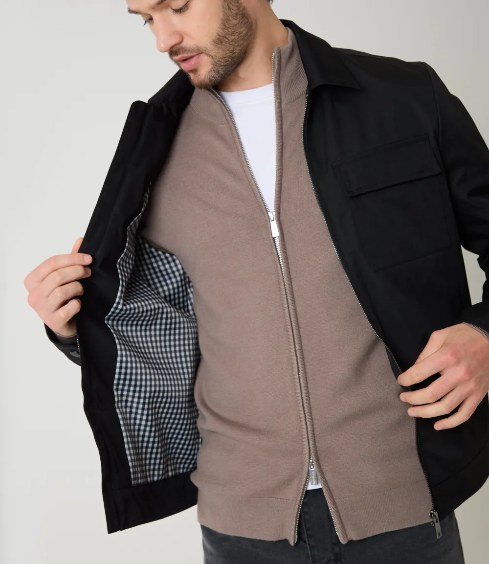 Men's Black Water-Resistant Lightweight Zip Jacket
