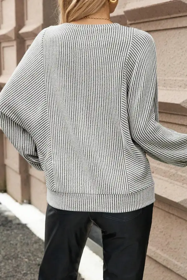 Women's Ribbed Knit Round Neck Top
