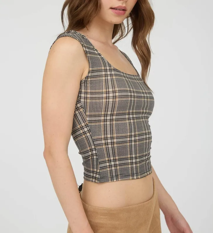 Plaid Short Sleeve Knit Top