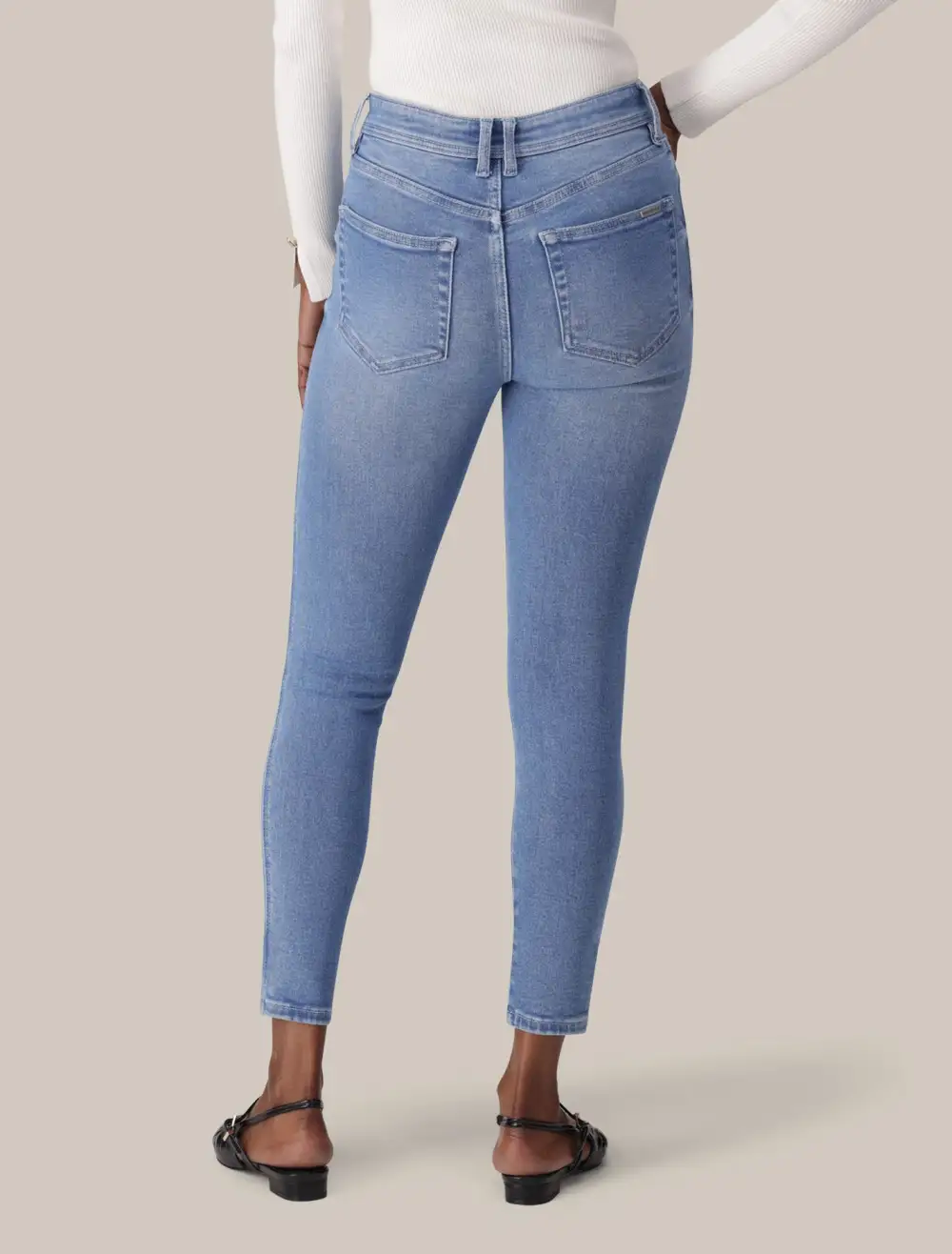 Light Wash Mid-Rise Straight Leg Jeans