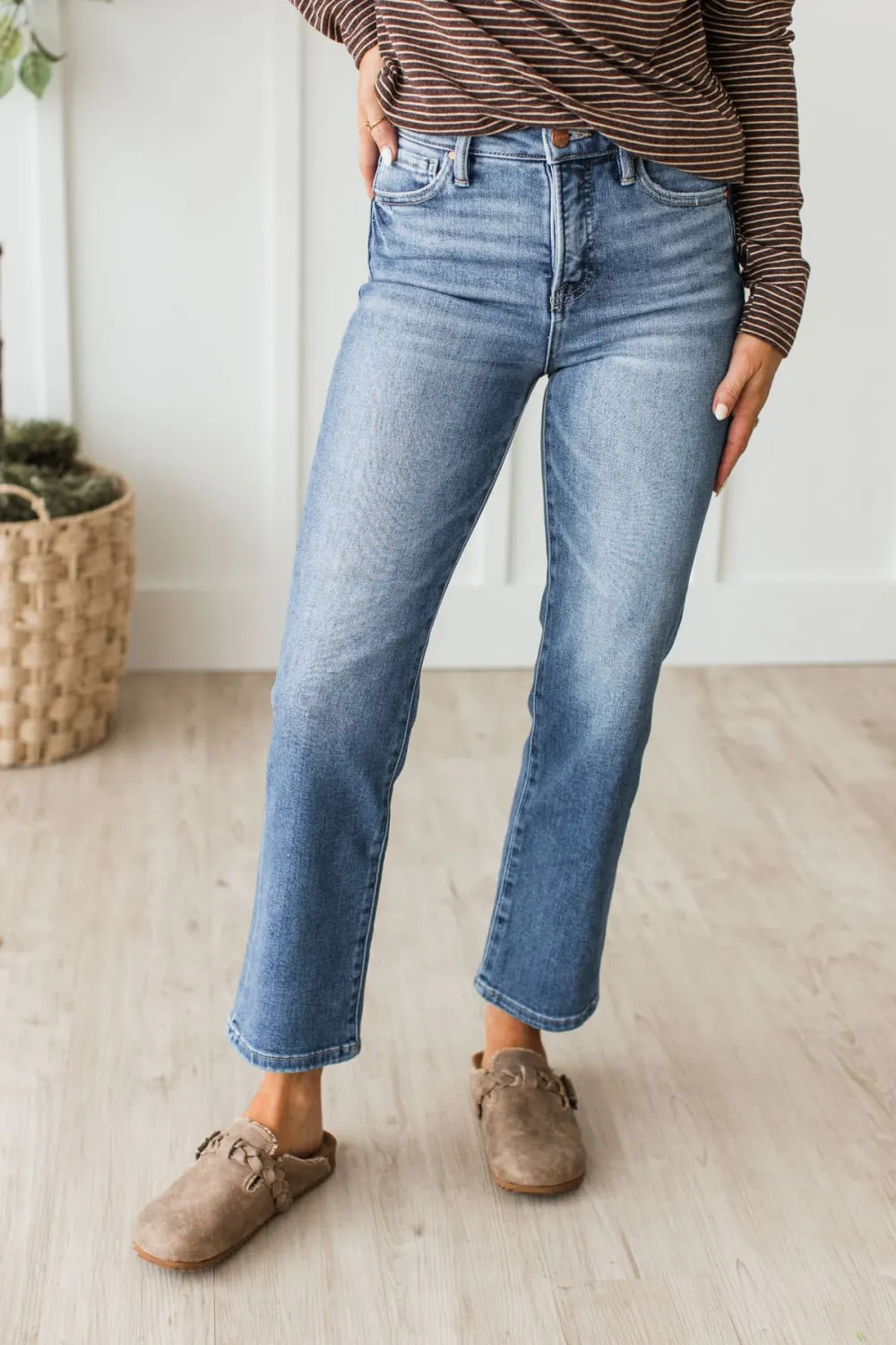 High-Rise Cropped Straight Leg Clean Finish Jeans