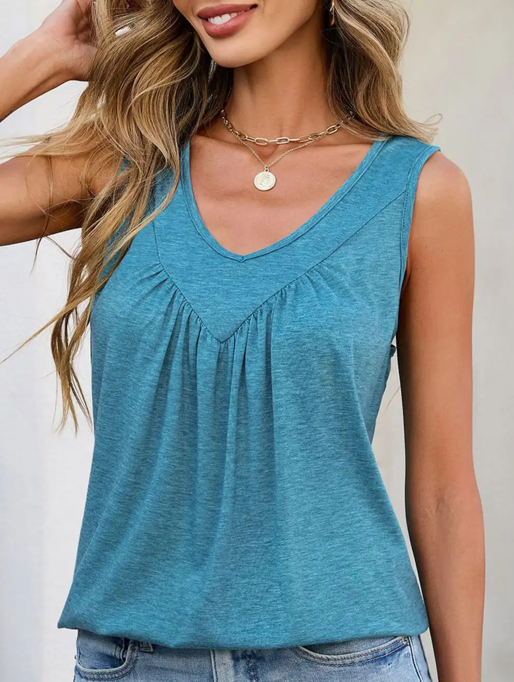 Ruched V Neck Sleeveless Tank Top