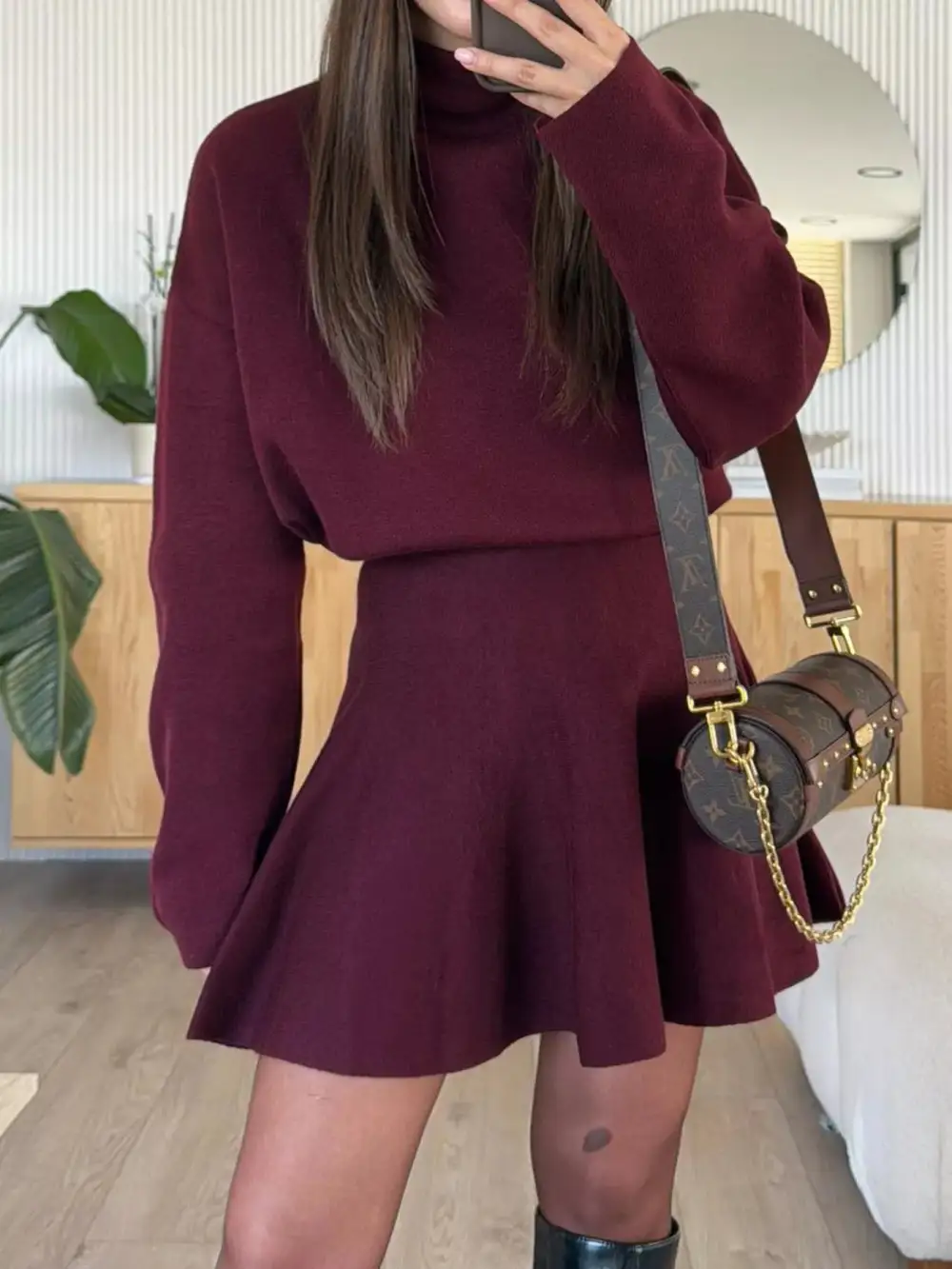 Structured Shape Round Neck Long Sleeve Mini Dress