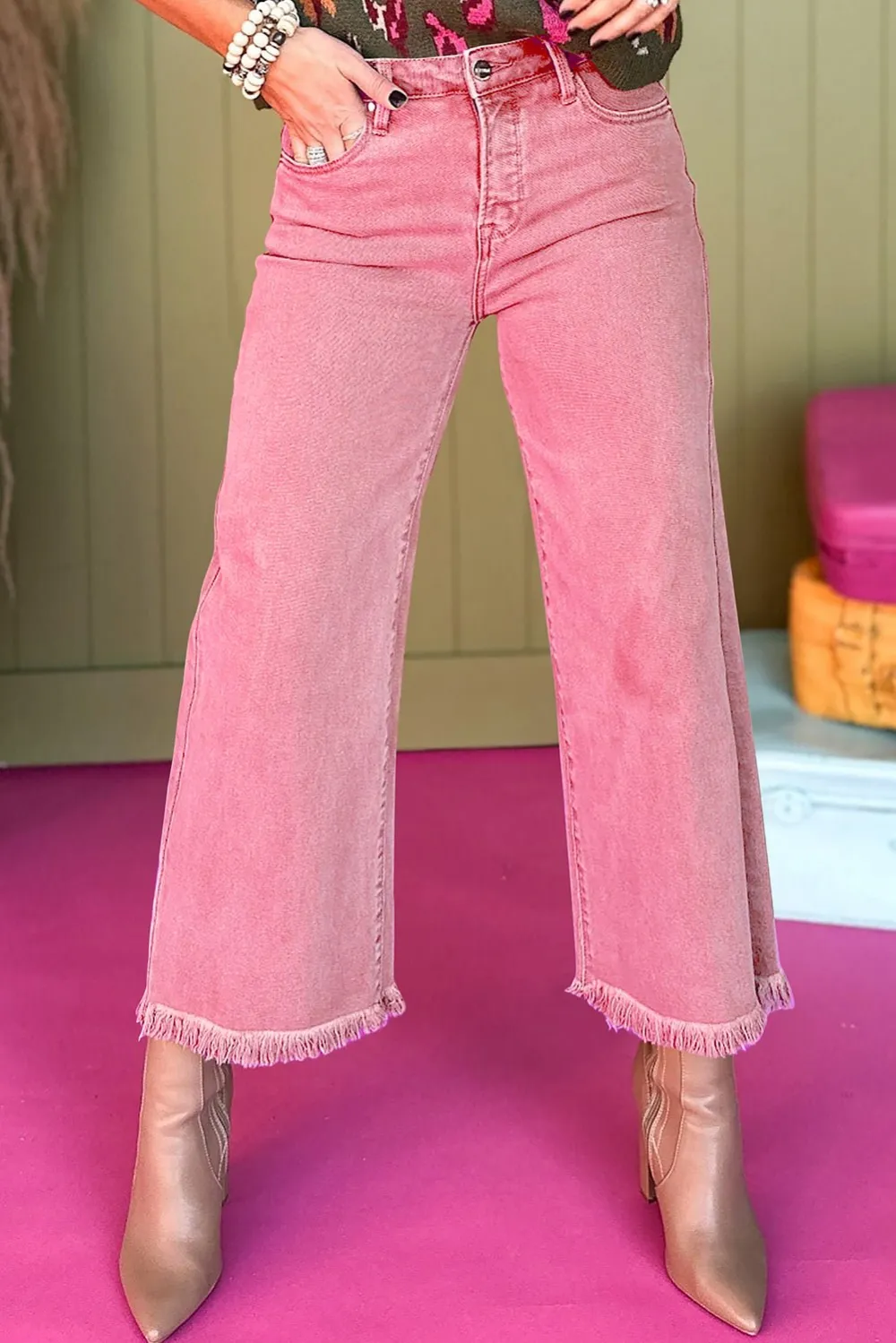 High Waist Cropped Frayed Hem Casual Jeans