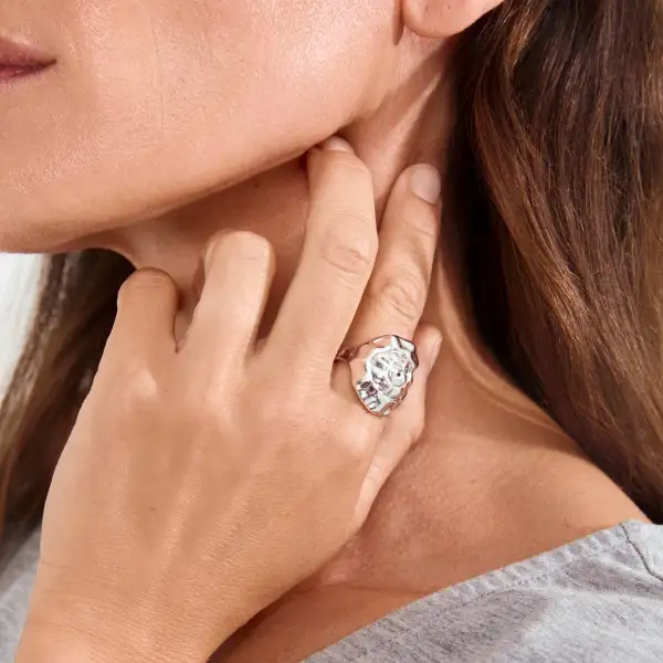 Sculpted Adjustable Ring