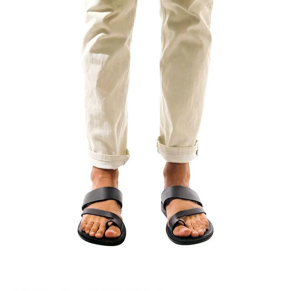 Everyday Leather Toe Ring Sandals