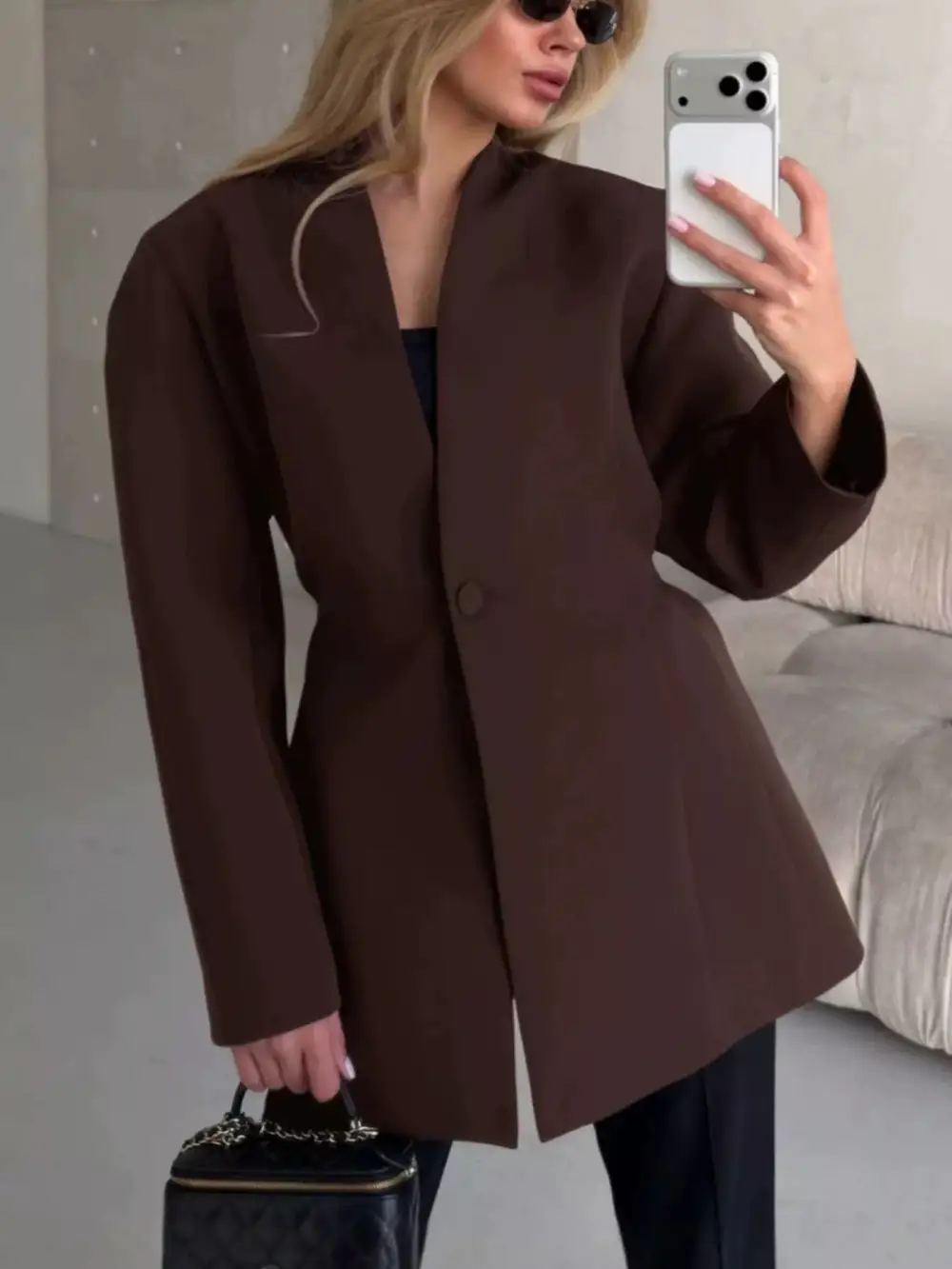 Polished Single-Button Long-Sleeve Blazer