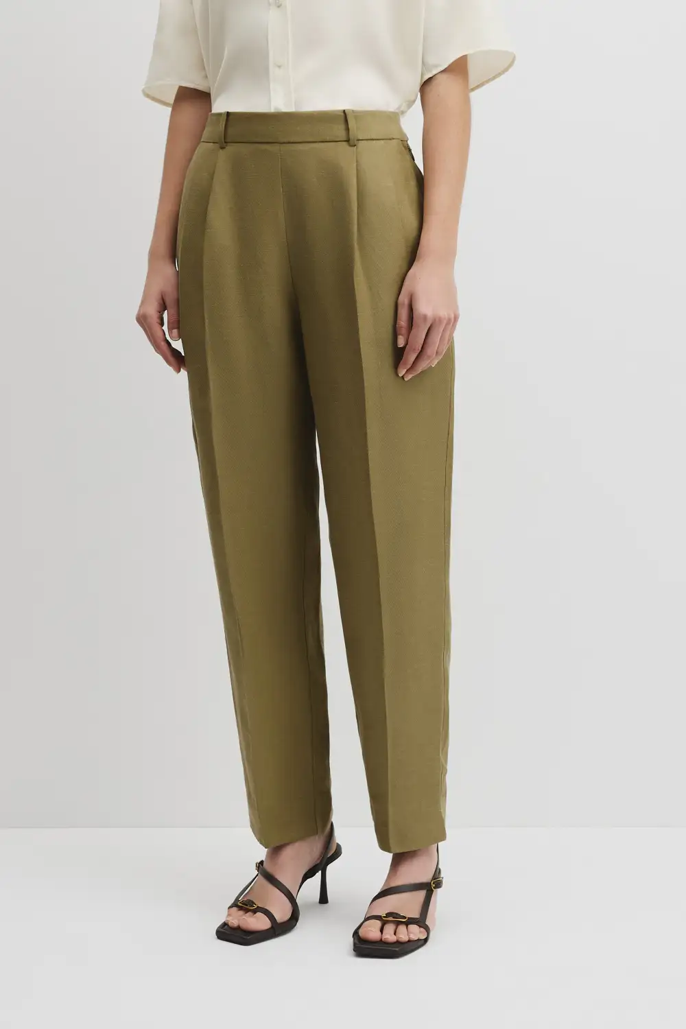 Women's Refined Linen Pants