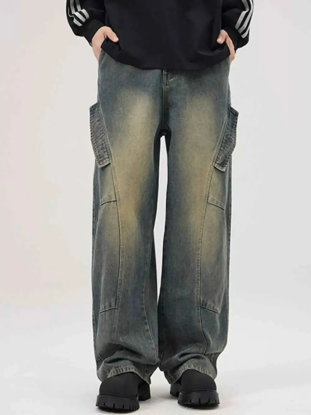 Washed Wide Leg Jeans