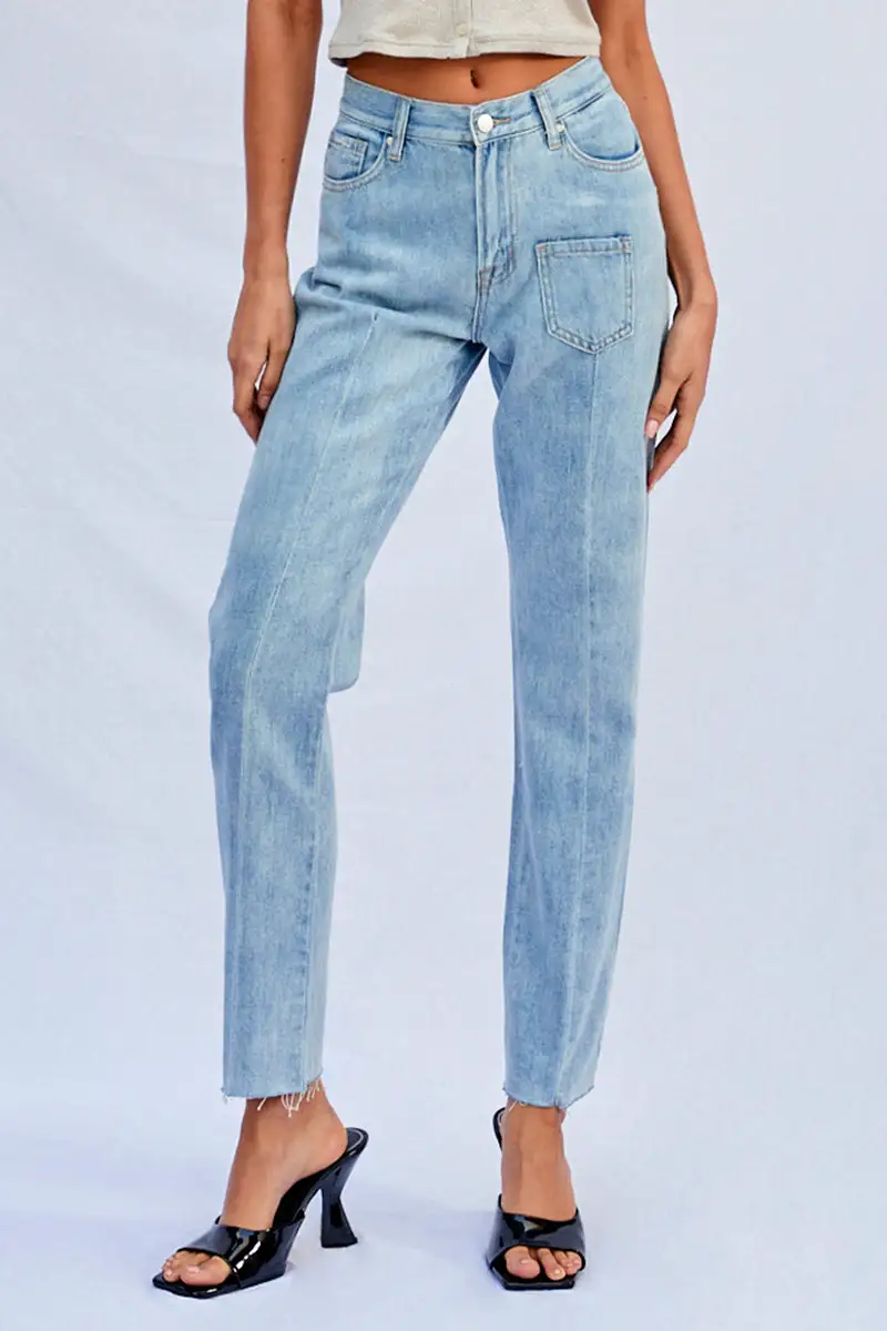 Relaxed Slim Straight Jeans