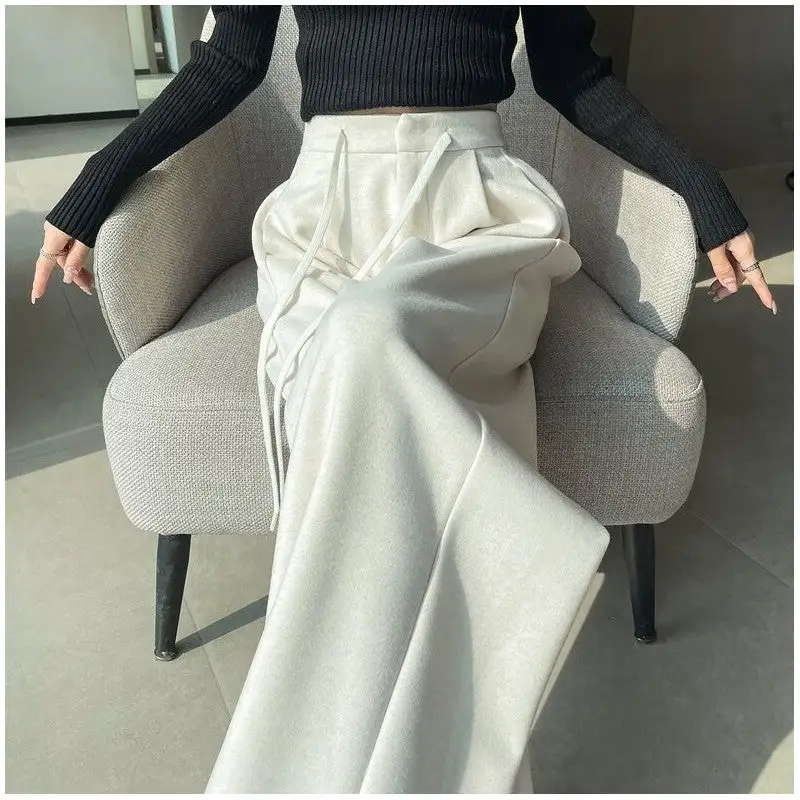Refined High Waist Wide Leg Pants