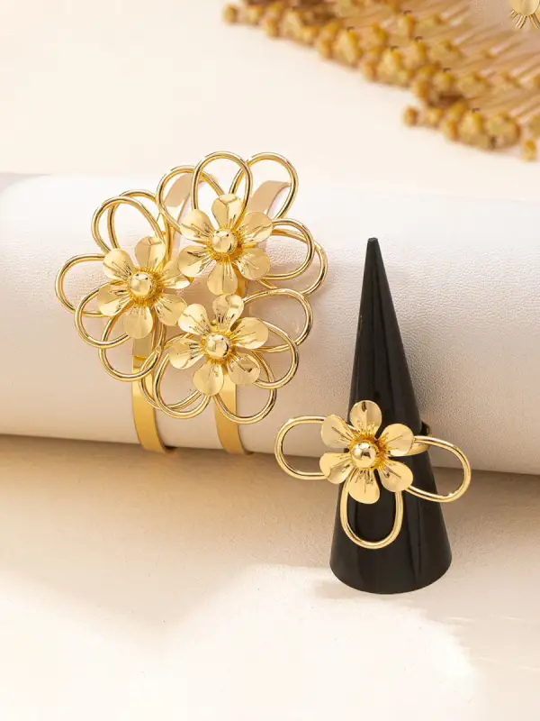 Openwork Floral Alloy Vintage Bracelet And Ring Set