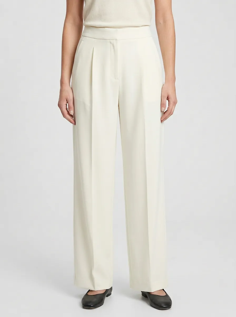 Modern Detail Pleated Wide-Leg Trousers