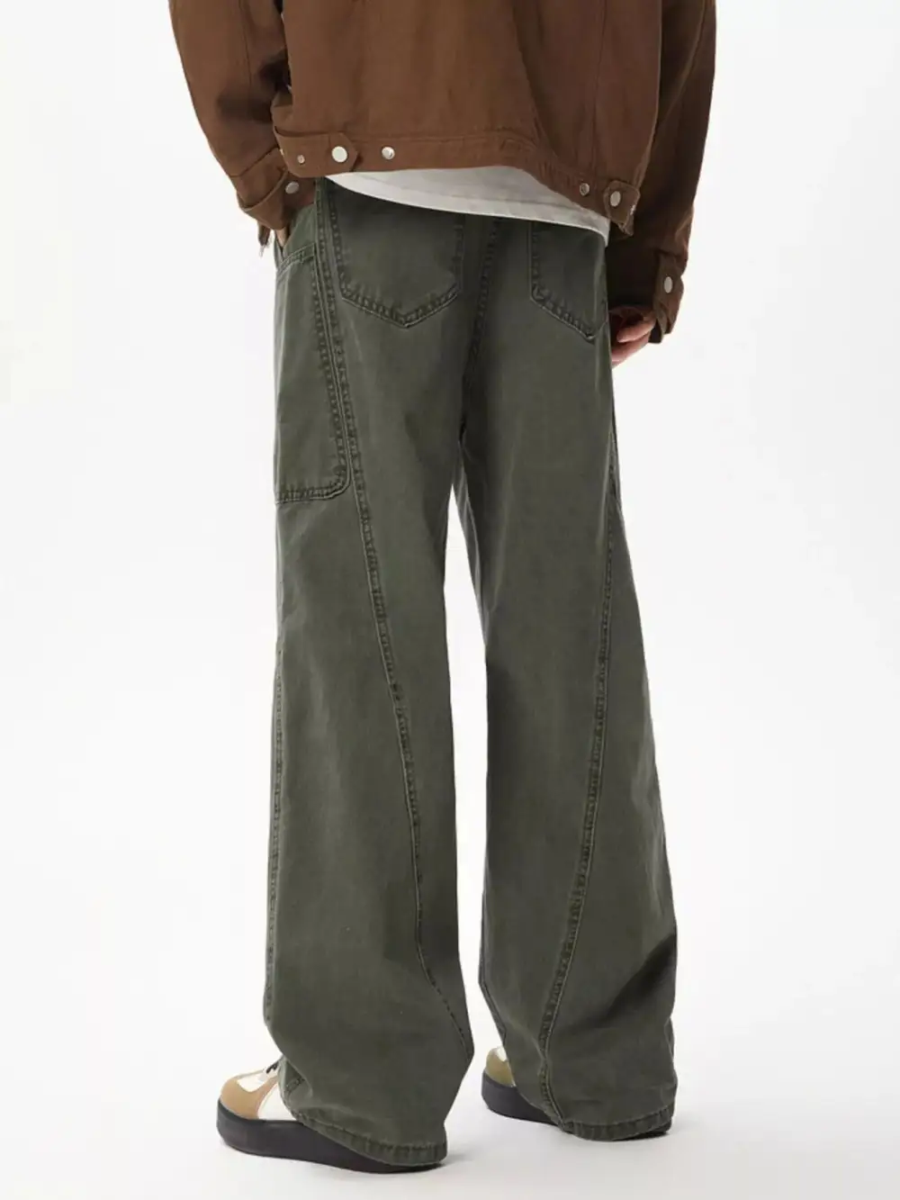 Everyday Wide Leg Cargo Jeans
