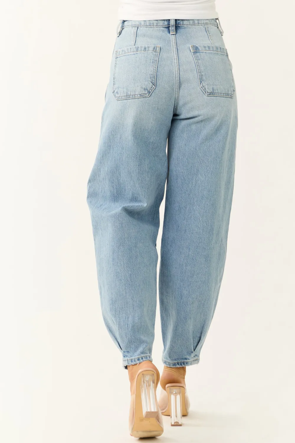 Light Wash High Rise Baggy JEANS