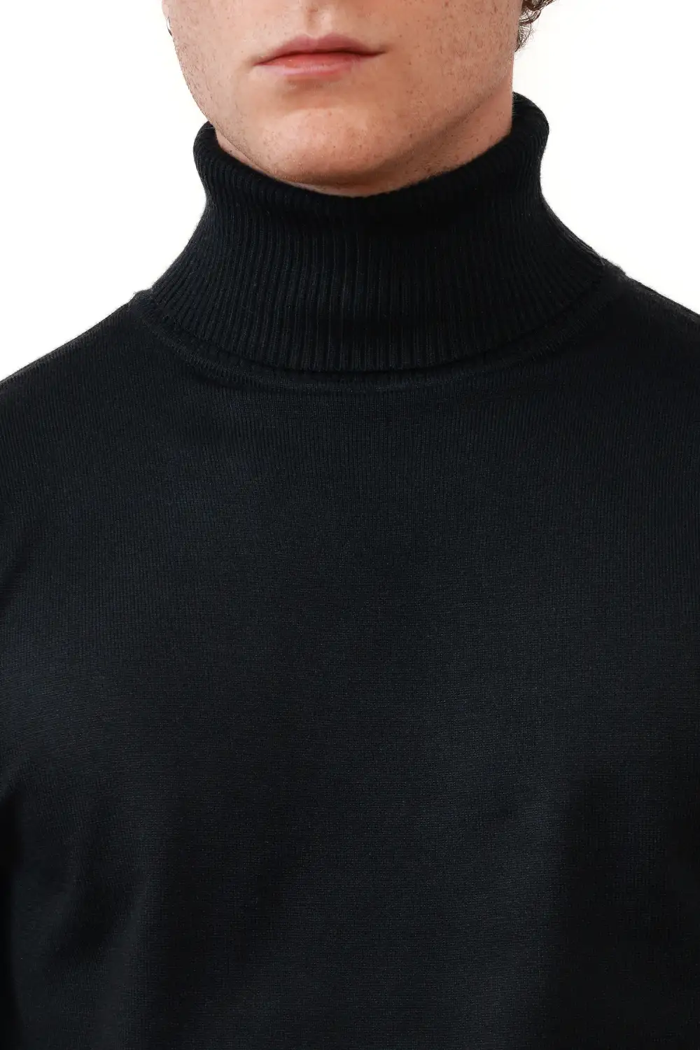 Modern Slim Fit Viscose Turtleneck Sweater