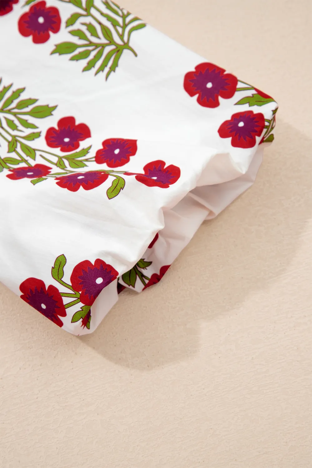 White Floral Short Bubble Sleeve Blouse
