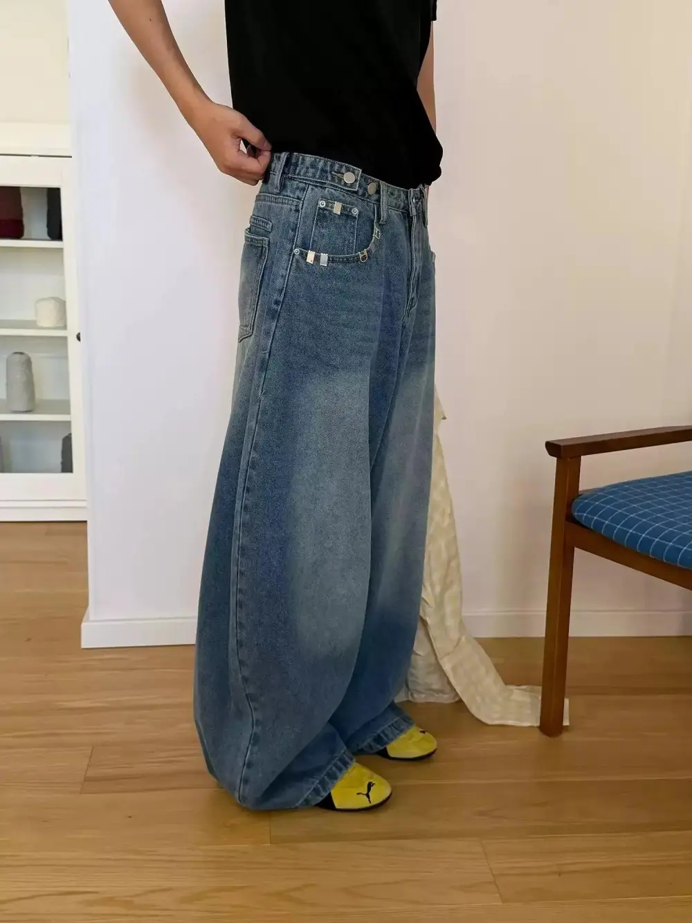 Metallic Detail Wide Leg Jeans