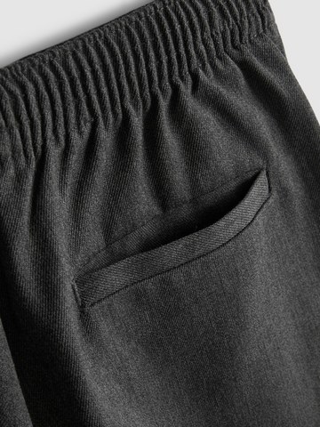 7-15yrs | 2pk Easy Iron School Shorts detail 3