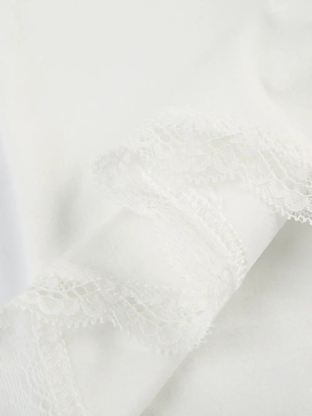 Short-Sleeve Bow-Detail Lace-Detail Cotton T-Shirt