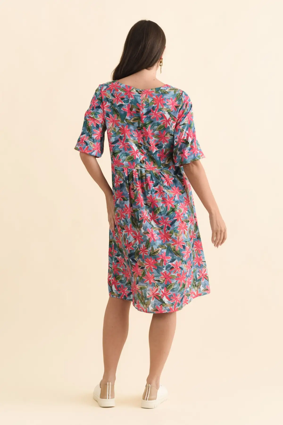 Knee-Length Floral Cotton Blend Gathered Pocket Round-Neck Half-Sleeve Dress