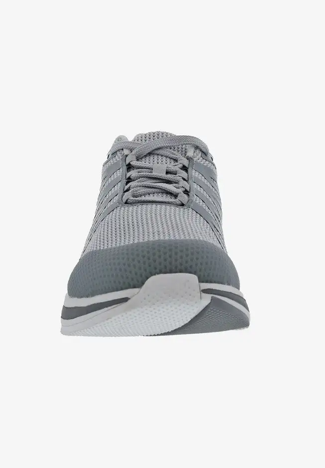 Player Drew Shoe