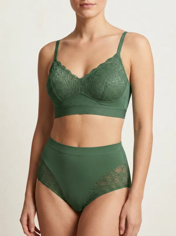 Relaxed Floral Lace Trimmed Bralette Top