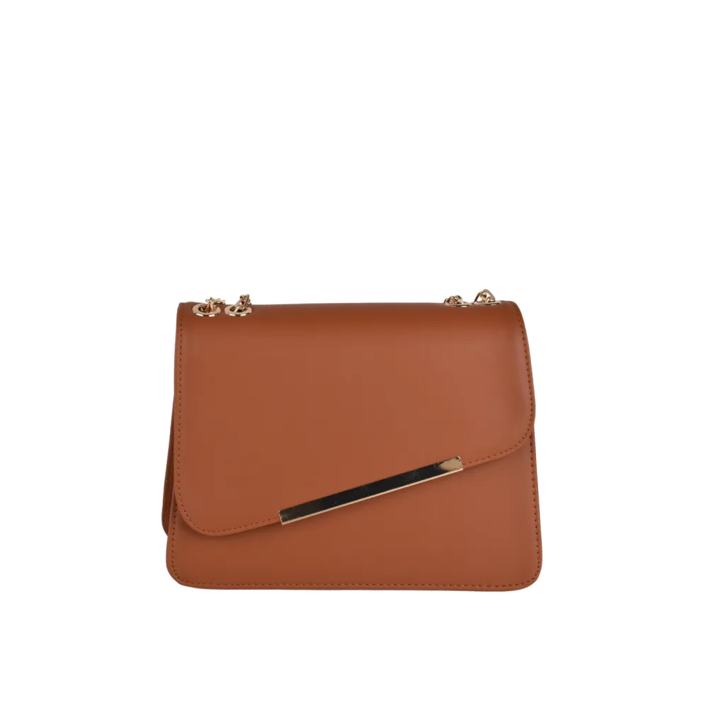 Contemporary Leather Spacious Shoulder Bag