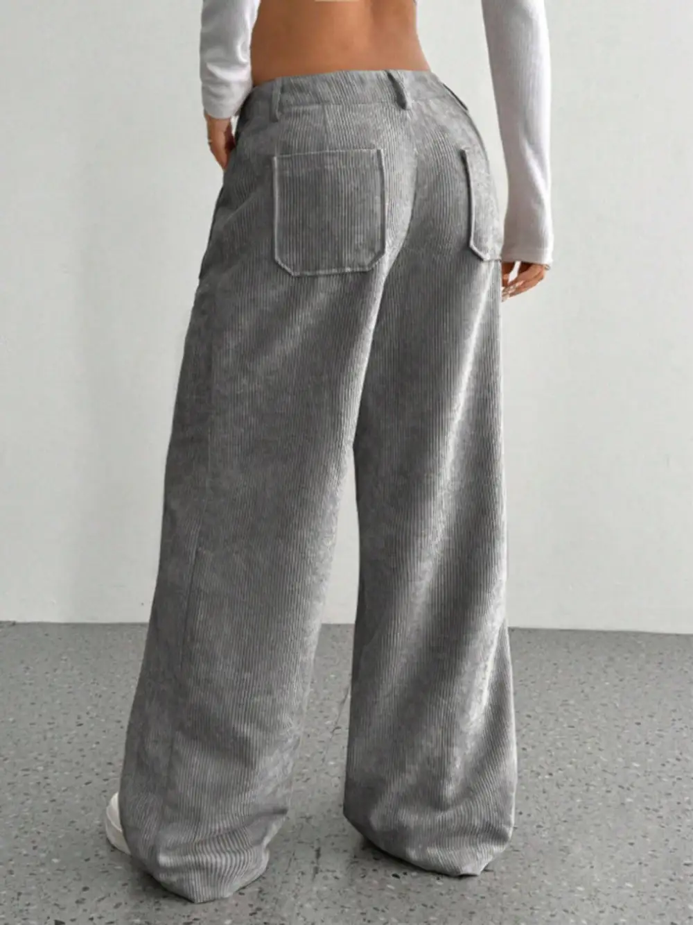 Wide Leg Pocket Detail Pants