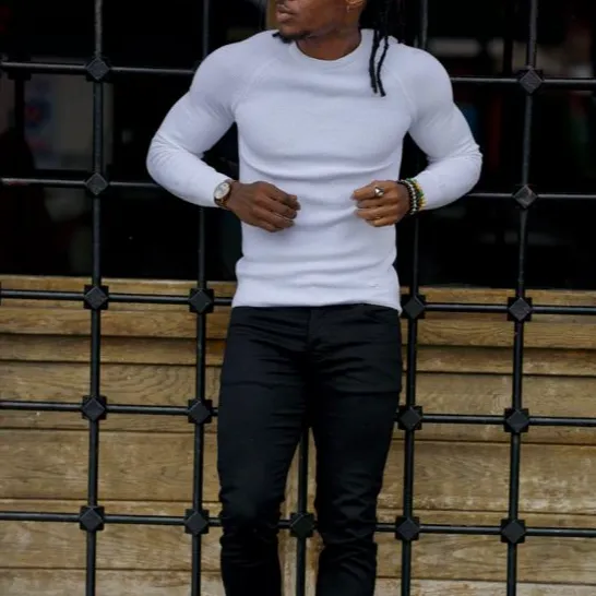 Round Neck Slim Fit Cotton Knit Sweater