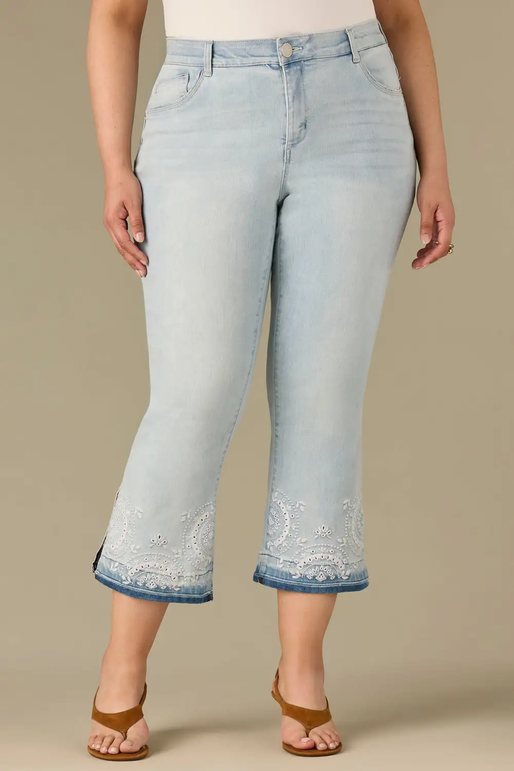 High Rise Embroidered Slit Hem Plus Size Jeans