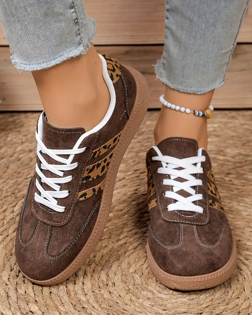 Charming Accent Casual Sneakers