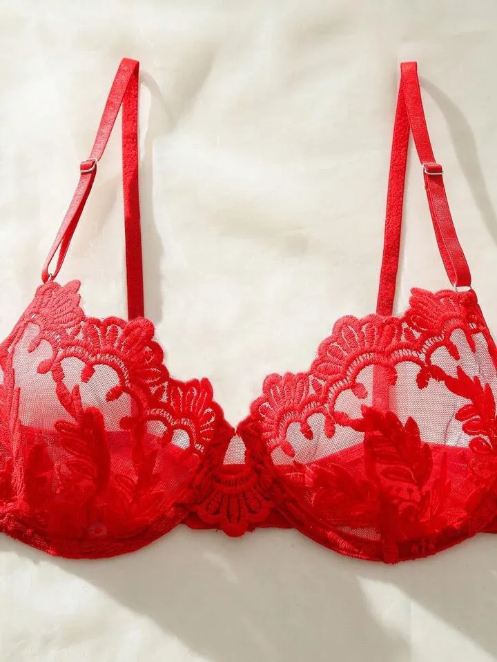 Delicate Floral Lace Lingerie Set