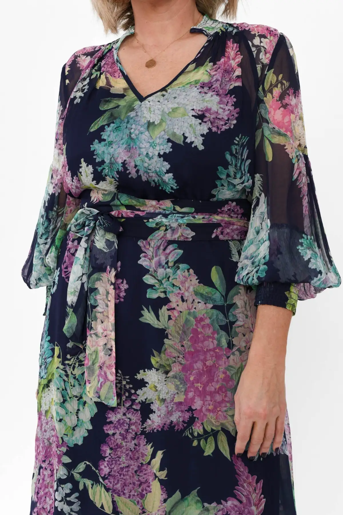 Knee-Length Floral Viscose Shirred V-Neck Three-Quarter-Sleeve Straight-Cut Slip Dress